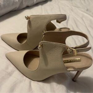 Louise et Cie Cream Padded Footbed Shoes